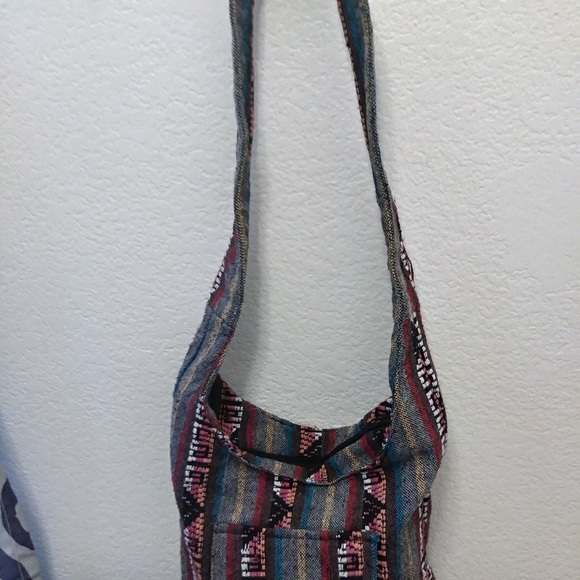 Peruvian Casual Weekend Crossbody Satchel - Picture 2 of 6